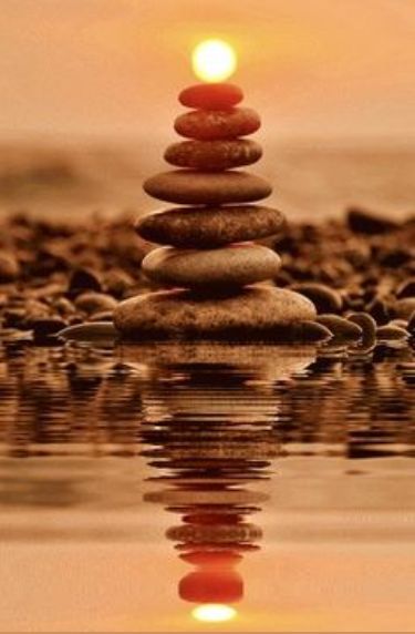 Love spells for attraction during a waxing moon